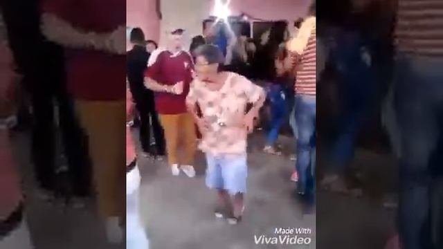 Os velilnho se divertem смотреть онлайн