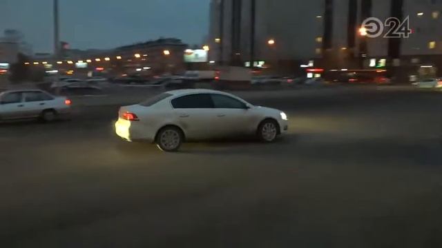 В Кировском районе Казани заработал новый перекресток смотреть онлайн