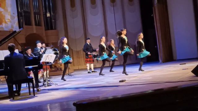 Ансамбль ирландского танца Celtic Wind. смотреть онлайн