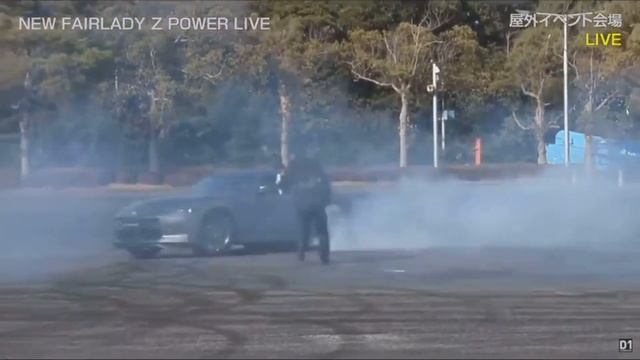 Nissan Z drifting & launch control demo at Tokyo Auto Salon 2022 смотреть онлайн