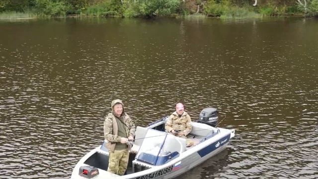 Рыбалка на Рыбинском водохранилище. Село Брейтово. База отдыха "НА ВОЛНЕ". Лодка Салют-430. смотреть онлайн