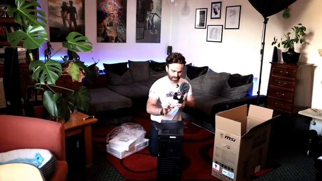 Unboxing MSI Forge 100R PC Case смотреть онлайн