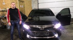 Двойные передние  стекла (автоматическая тонировка) на Toyota Camry в 55 кузове.