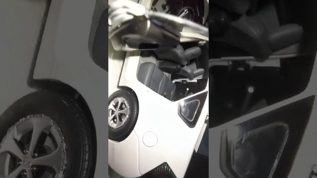 Toyota Prius 1/18