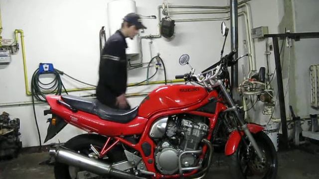 Suzuki Bandit 600S смотреть онлайн