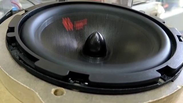 Мидбасы УРАЛ 16,5см (глубокий бас, серии АК) включение смотреть онлайн