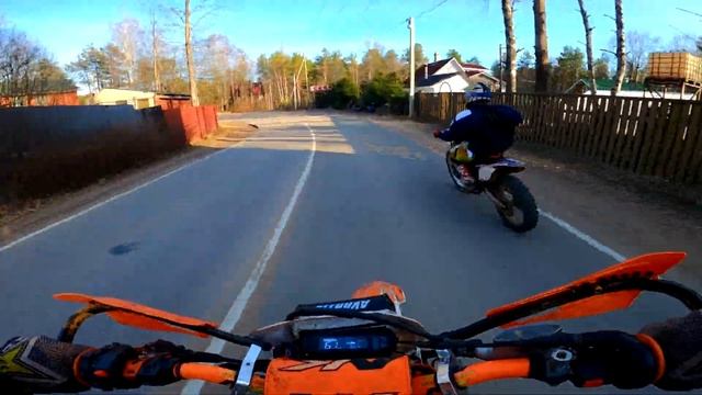 РАЗЛОЖИЛСЯ? СТАНТ НА ЭНДУРО | AVANTIS 300 PRO 177FMM EFI VS. BSE J1 250 166FMM смотреть онлайн