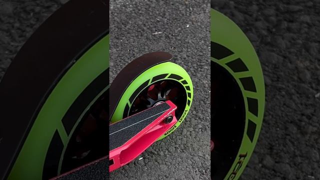 ХИТ - Трюковой самокат Duker 202?? #трюковойсамокат #самокат #scooter #techteam смотреть онлайн