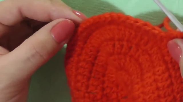 Игрушка крючком - собачка чихуахуа в сумке. Часть 3 (аксессуары - юбочка, ошейник, сумка). смотреть онлайн