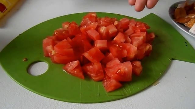 САЛАТ "КРАСНАЯ ШАПОЧКА" / СЛОЕНЫЙ САЛАТ С ВЕТЧИНОЙ И ГРИБАМИ! смотреть онлайн