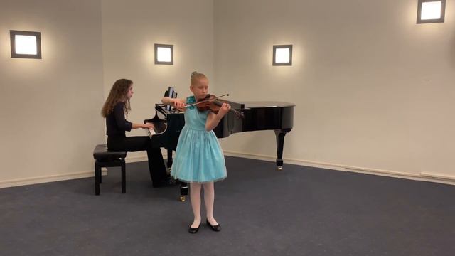 N.Paganini, Sonata “Tema con Variazioni”. Zoi Degtiareva violin смотреть онлайн