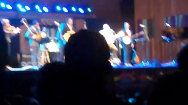 Steve Martin & Steep Canyon Rangers--"Daddy Played the Banjo" by Steve Martin/Gary Scruggs, TBF 201 смотреть онлайн