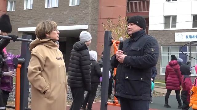 Открытие детской площадки, 6 ноября 2022 г., Уфа, ул. Революционная 68 смотреть онлайн