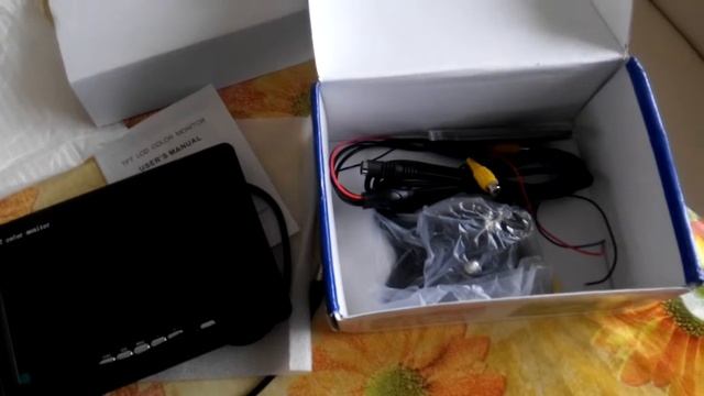 7.0 Inch TFT LCD Stand Alone Headrest Car Monitor Display.  Gearbest..