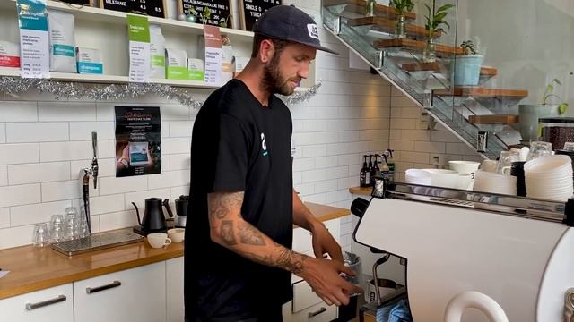How To Fix The Issues With Your Latte Art Right Now смотреть онлайн