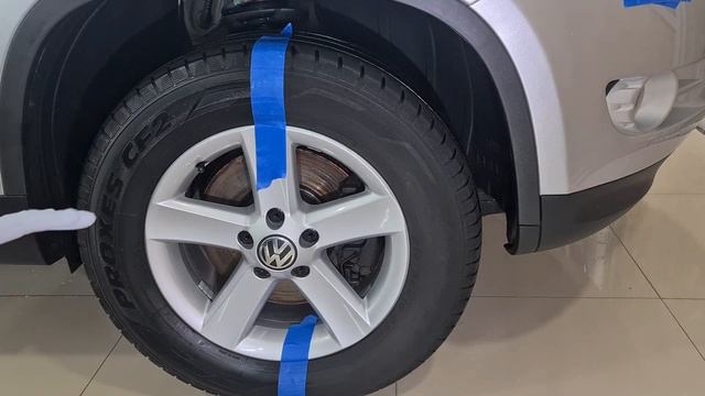 Shiny Garaje Polymer tire dressing - Ofera cel mai frumos aspect anvelopelor? смотреть онлайн