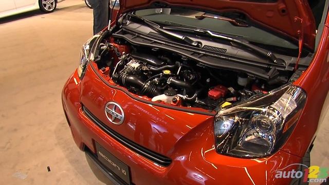 Scion iQ fait ses premiers pas au Canada смотреть онлайн