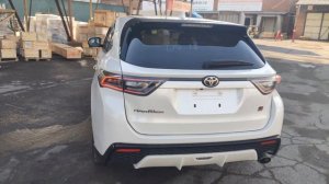 TOYOTA HARRIER с японского аукциона. В наличии, во Владивостоке. Тел. 8-914-792-77-71