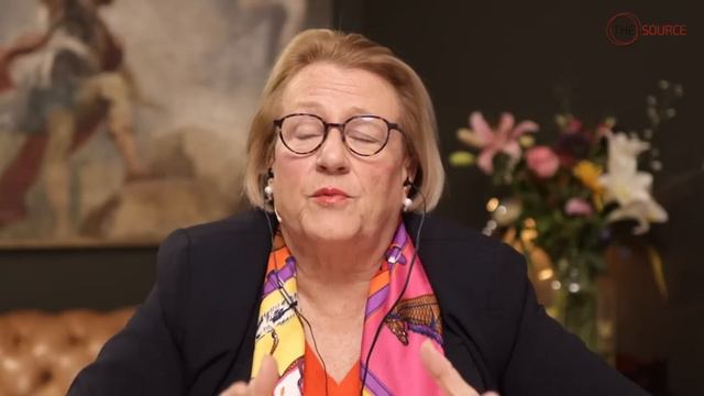 The Financial Coup d'état Explained | With former insider Catherine Austin Fitts смотреть онлайн