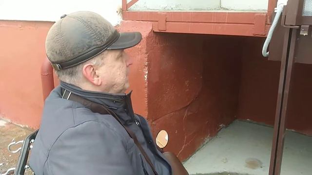 Железногорский инвалид не может попасть в купленную квартиру смотреть онлайн