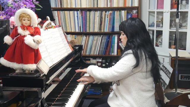Carol of the Bells (Piano) смотреть онлайн