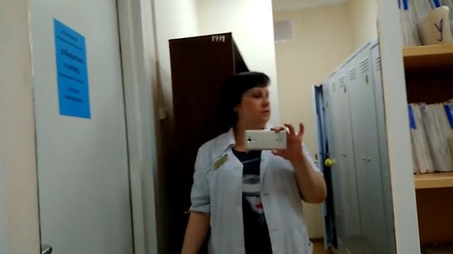Перевели(временно) на детское отделение....Привыкаю.. смотреть онлайн