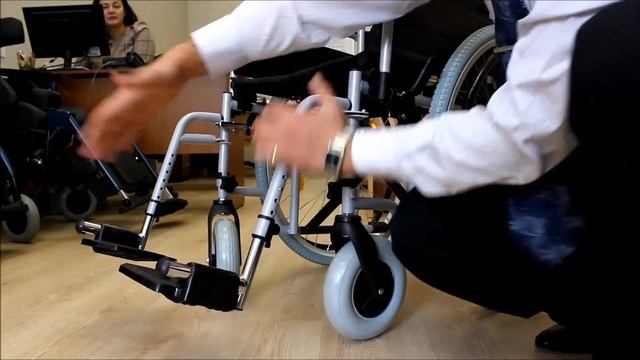 Кресло-коляска Base 110 Ortonica смотреть онлайн