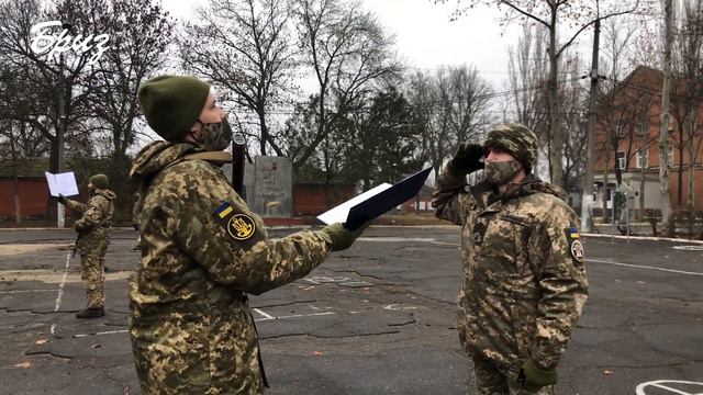 Лави ВМС поповнили біля двох сотень строковиків смотреть онлайн