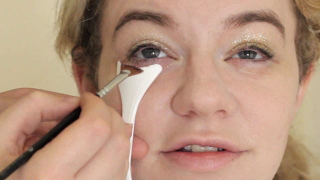 Simple Glitter Eye смотреть онлайн