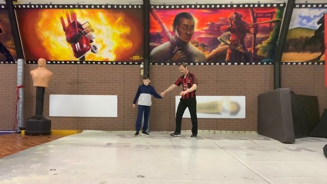 Кувырок вперед в паре смотреть онлайн