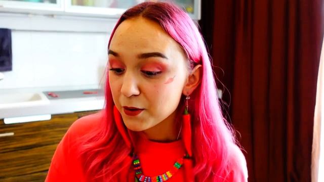 СЛАДКИЙ ПРОТИВ ОСТРОГО! Амелька Vs Подруги!