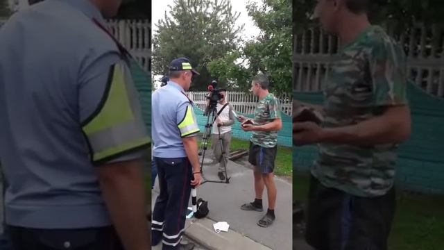 Фермер рассказал гаишнику, почему не платит дорожный налог смотреть онлайн