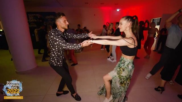 Arnold & Jomante - bachata social dancing | Summer Sensual Days 2022 (Opatija) смотреть онлайн