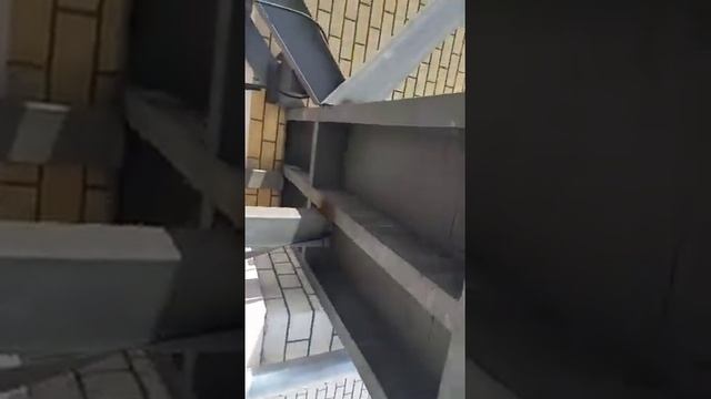 Как сварить лестничный марш.Сварка электродом,сестница.пожарный выход. смотреть онлайн