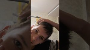 Как правильно и безопасно хрустнуть шеей.