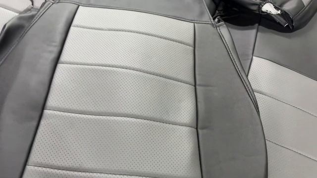 Чехлы на сиденья Ford Mondeo 3 2000-2007 седан с подколен. выступ Экокожа черныйсерая вставка