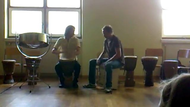 Cajon und Djembe mit Zimmerhofer Sandro und Max Castlunger смотреть онлайн