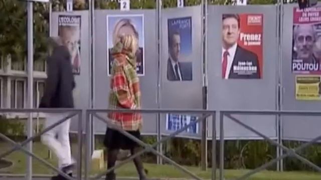 Во Франции подводят итоги первого тура выборов президента смотреть онлайн