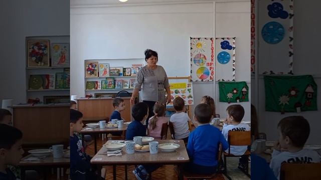 День каши.Пчелки.mp4 смотреть онлайн
