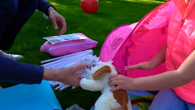 ШОКОЛАДНАЯ ПИЦЦА с куклой во дворе Пикник и Палатка для Baby Born outdoor fun & Chocolate Pizza смотреть онлайн