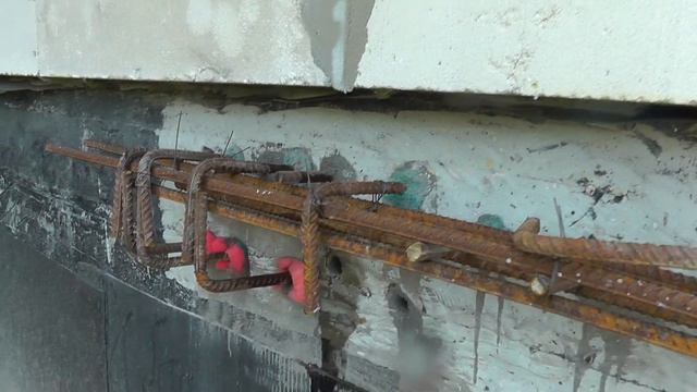 Заделка арматуры , шпилек в бетонную стену. Альтернатива химическим анкерам. смотреть онлайн