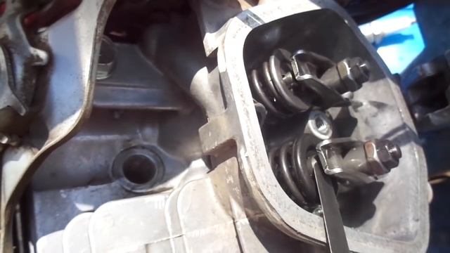 Регулировка зазоров клапанов на мотоблоке НЕВА МБ-23H смотреть онлайн