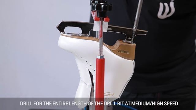 Mounting Ice blade in Edea skating boot смотреть онлайн