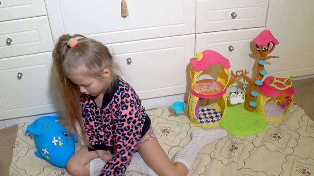 Обзор Party Pop Teenies surprise - Куклы Конфети Хлопушки Сюрприз 2 смотреть онлайн