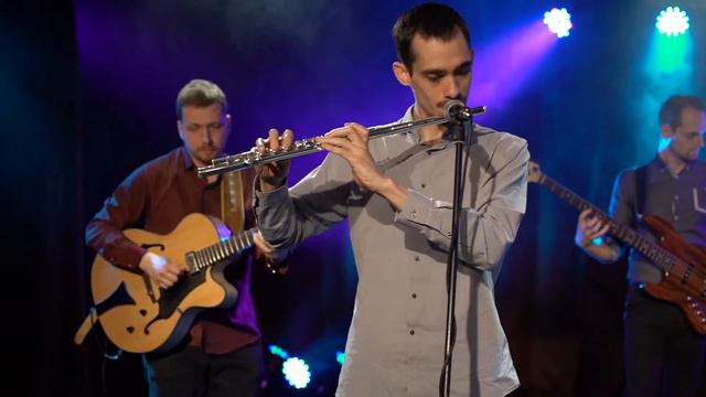 Red Roof Quintet / playing standards смотреть онлайн