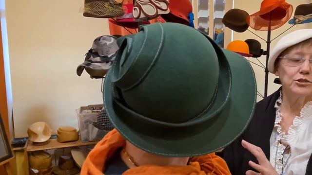 Головокружительные примерки Эксклюзивные шляпы Модницы Петербурга Салоне волшебницы Марины Седово смотреть онлайн
