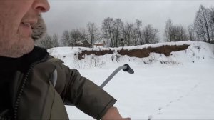 Пробую ловить на искусственного мотыля. Зимняя рыбалка.