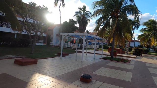 Be Live Experience Varadero (4K) Cuba Resort Hotel Review смотреть онлайн