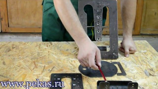 Обзор приспособления для соединения бруса Ласточкин хвост смотреть онлайн