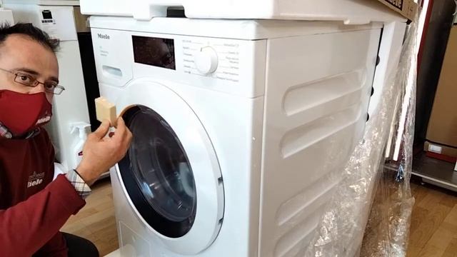 Desembalaje y explicación lavadora Miele dosificación automática de detergente, Electroparque Miele смотреть онлайн